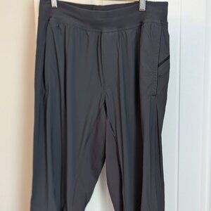 Lululemon Assert Pant Medium Deep Coal